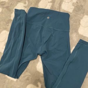 Lululemon Teal Wunder Under Leggings (in size 2)